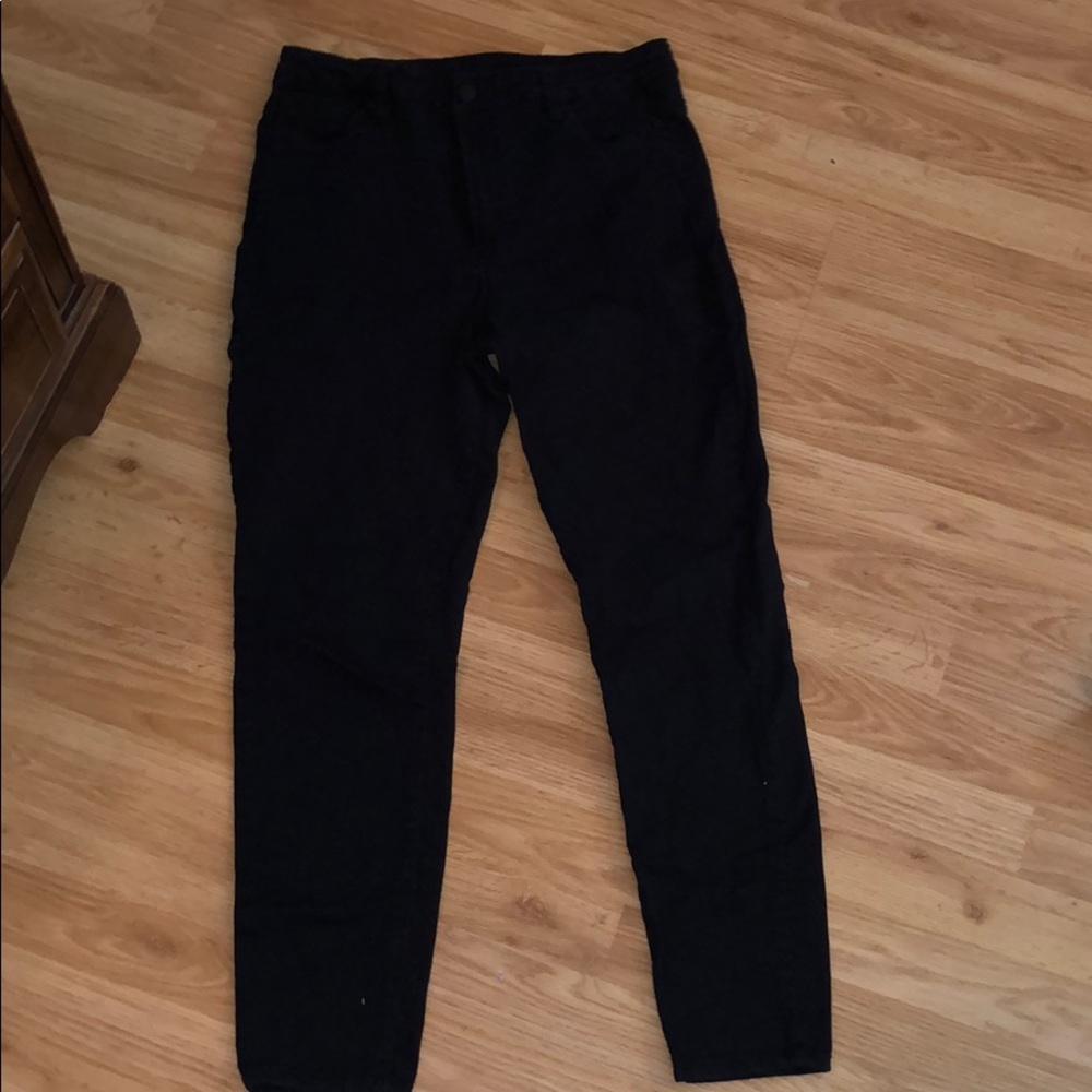 Black skinny jeans